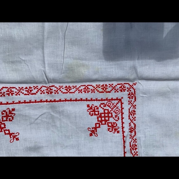 Table cloths - Picture 2 of 5